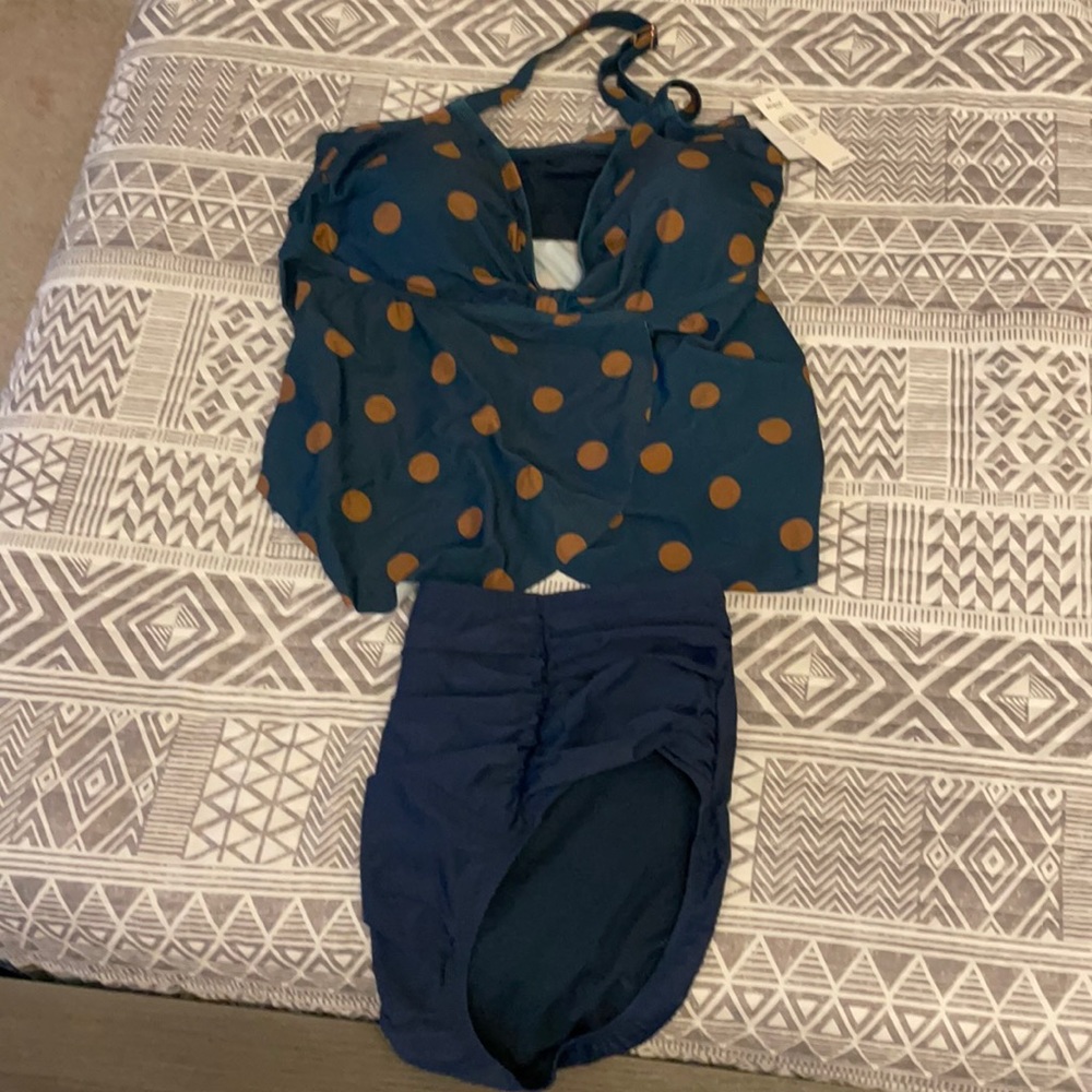 Women’s 2pc swimsuit